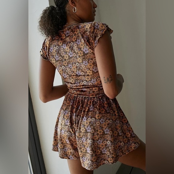 Urban Outfitters Floral Velvet Milly romper - Picture 2 of 7